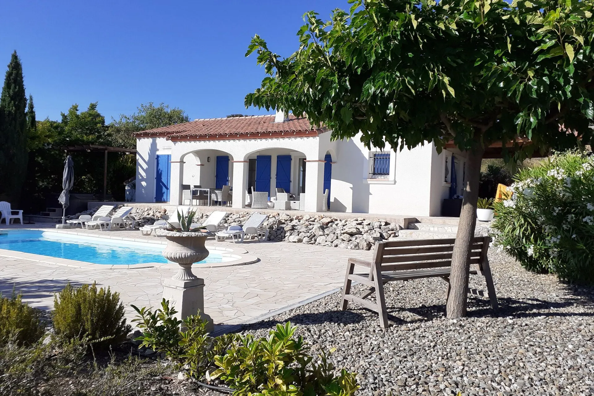 Exterieur vakantiehuis (zomer)