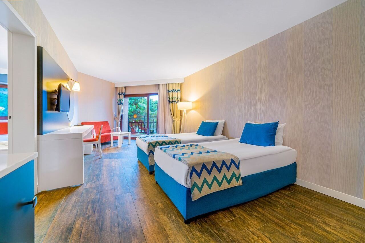 Justiniano Park Conti, foto 6