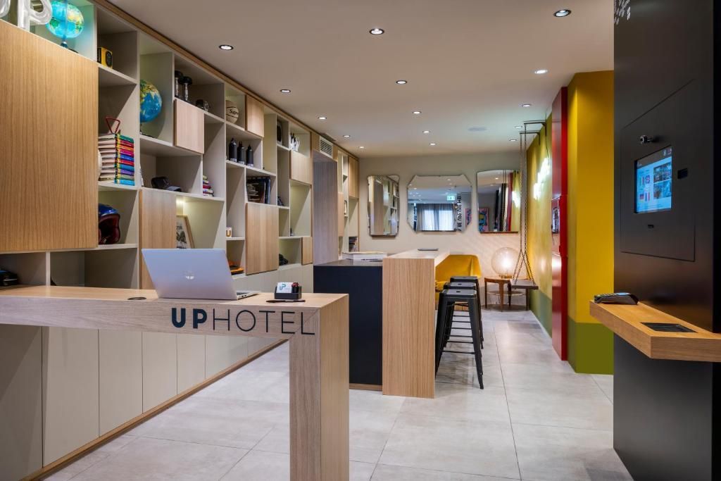 Up Hotel, foto 3