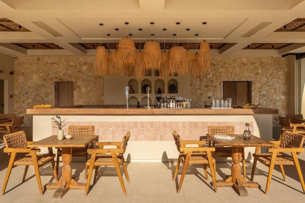 Ekati Mare Boutique Resort