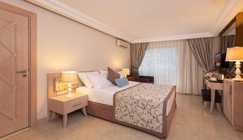 Xperia Saray Beach Hotel, foto 4