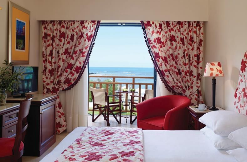 Roda Beach Resort & Spa, foto 2