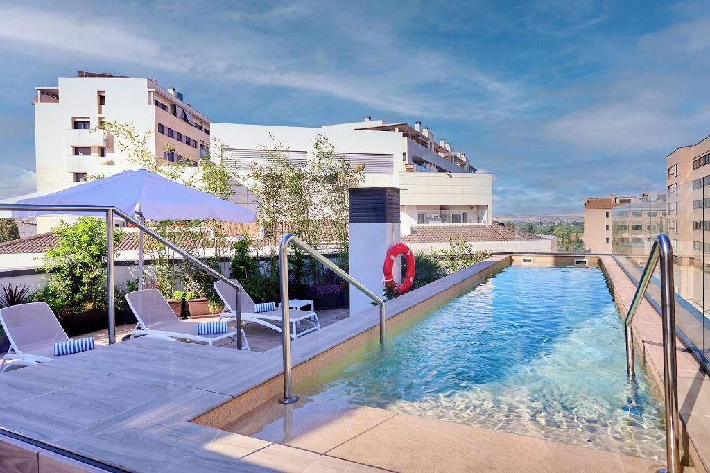 Apartamentos Luna Suites Granada, foto 4