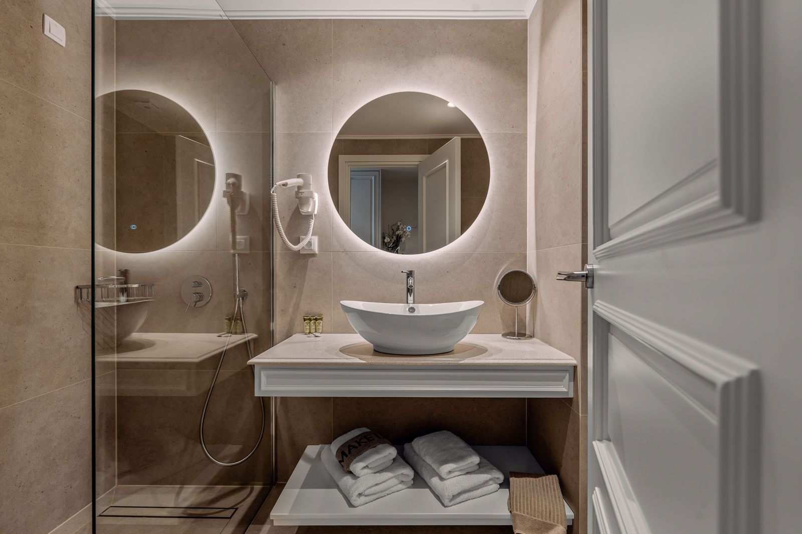 Royal Nidri Suites, foto 12