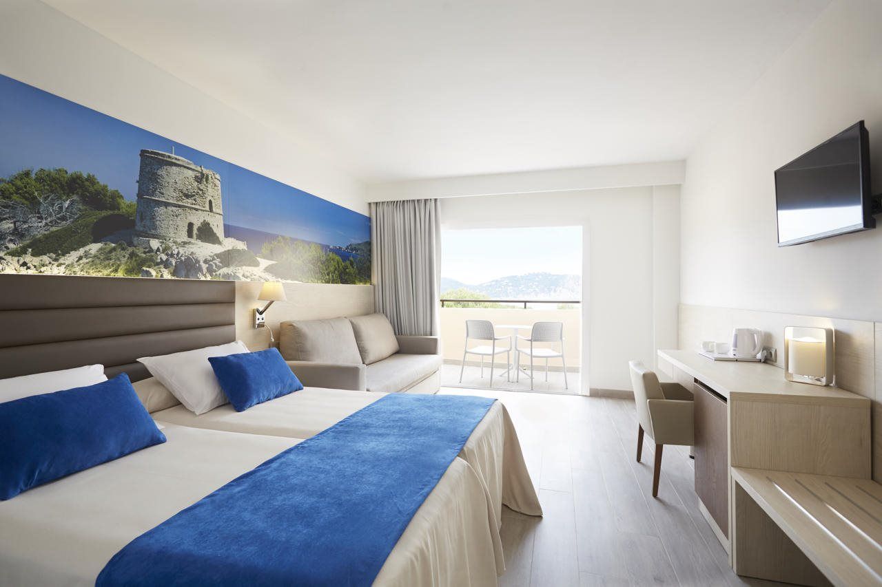 Invisa Hotel Club Cala Blanca, foto 6