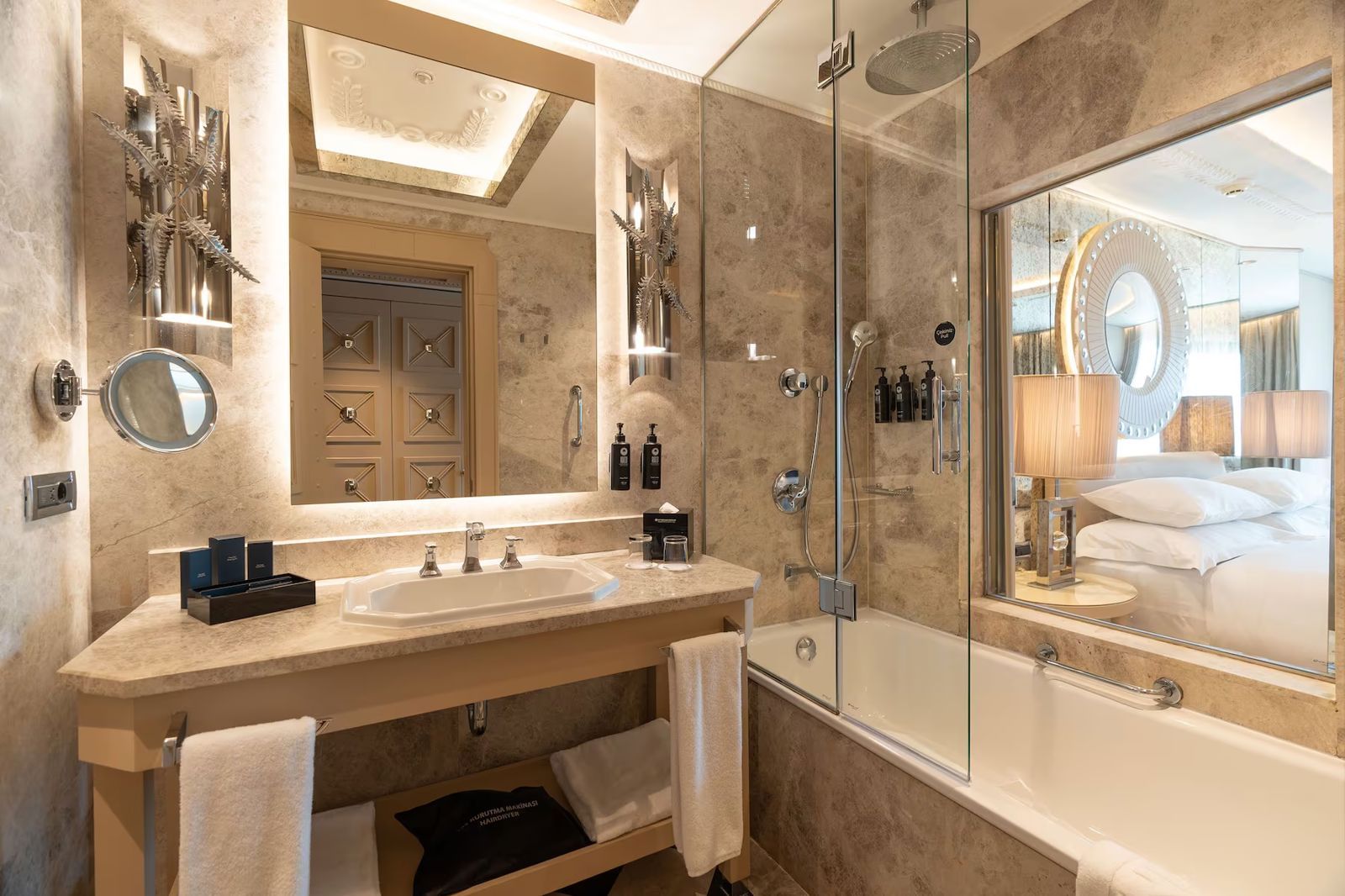 Wyndham Grand Istanbul Kalamis Marina Hotel, foto 5