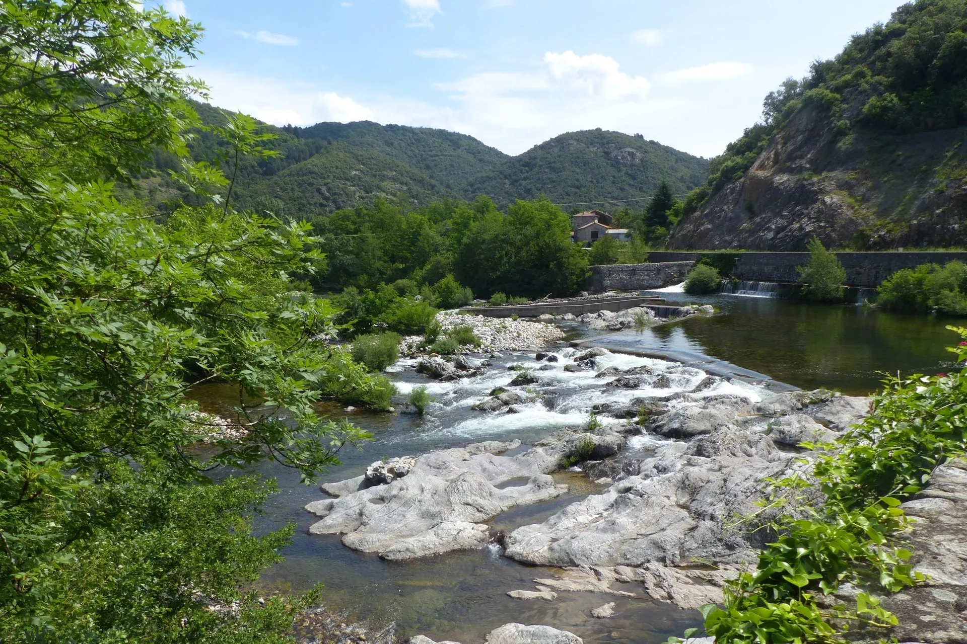 Vue de la maison de vacances (été)