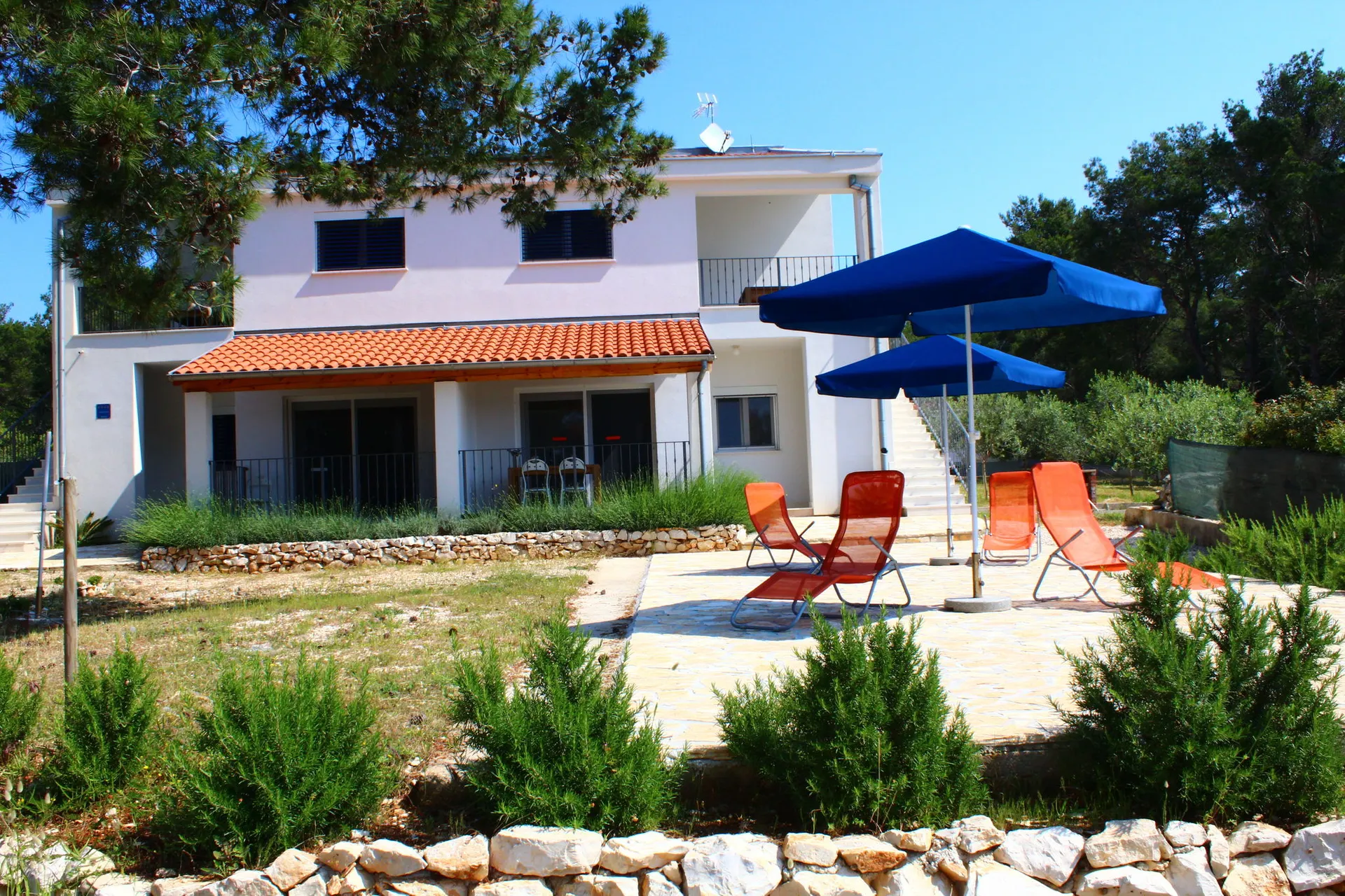 Extérieur maison de vacances (été)