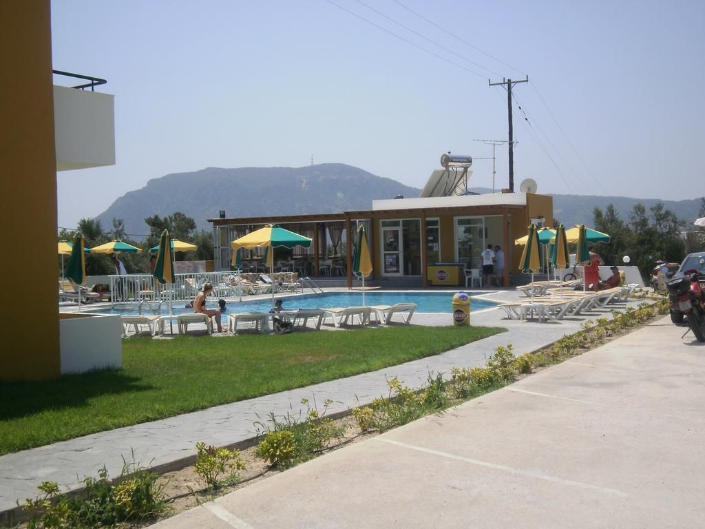 Manolis Studios, foto 13
