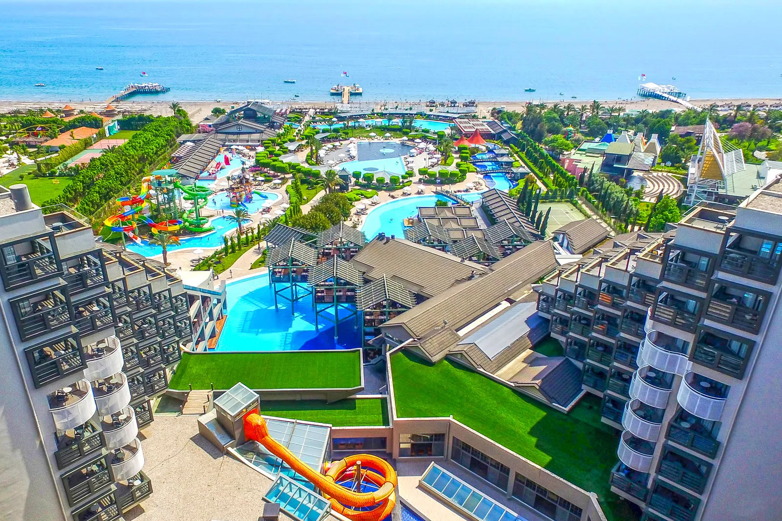 Limak Lara Deluxe Hotel & Resort