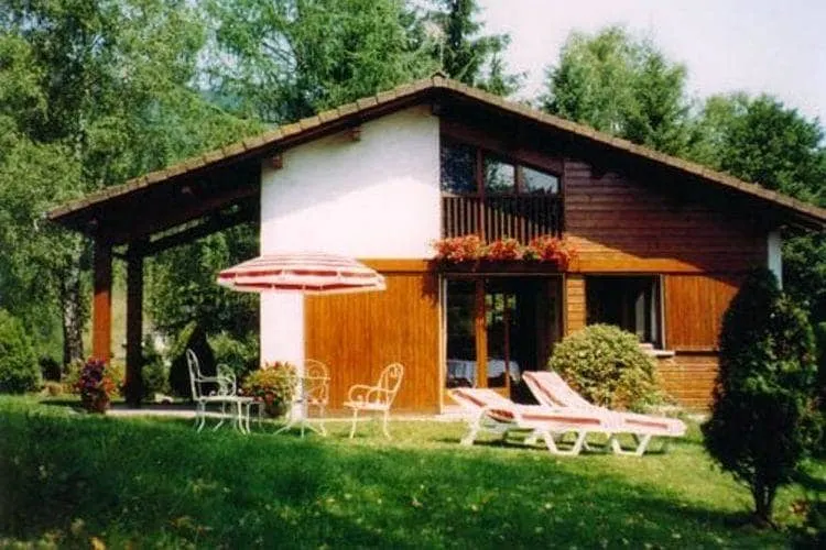 Exterieur vakantiehuis (zomer)