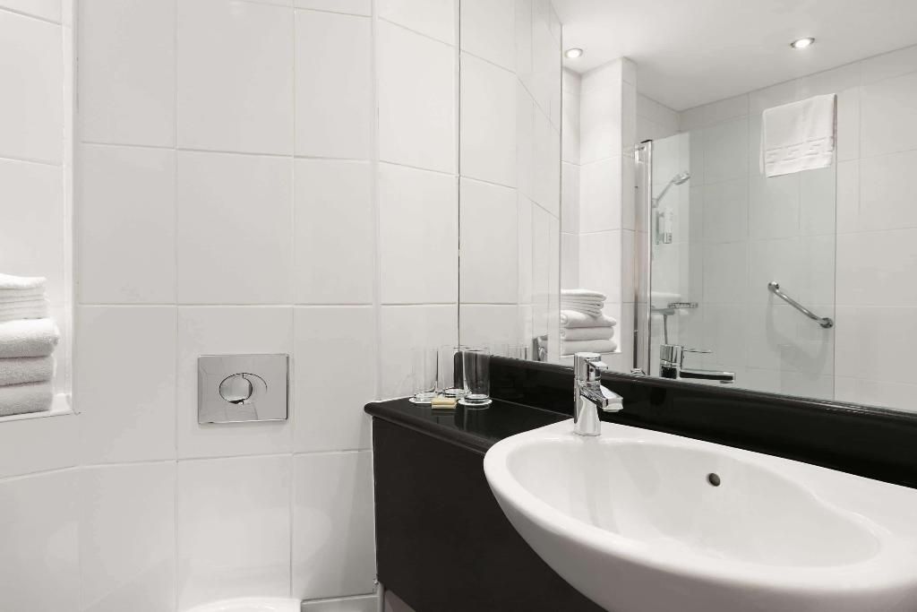 Ramada by Wyndham Hounslow - Heathrow East, foto 10
