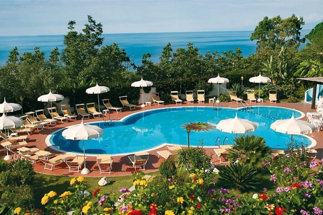 Hotel Tirreno