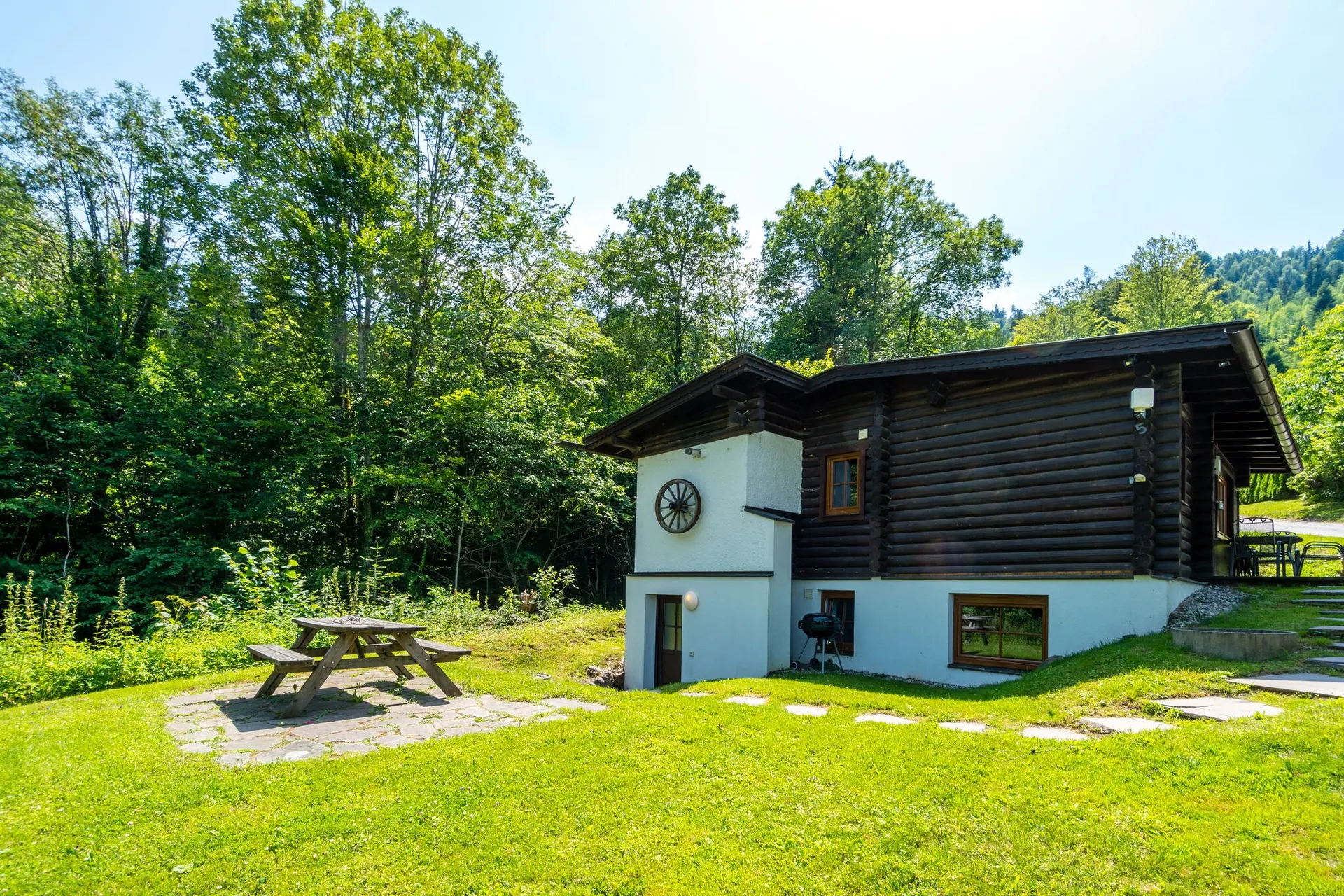 Exterieur vakantiehuis (zomer)