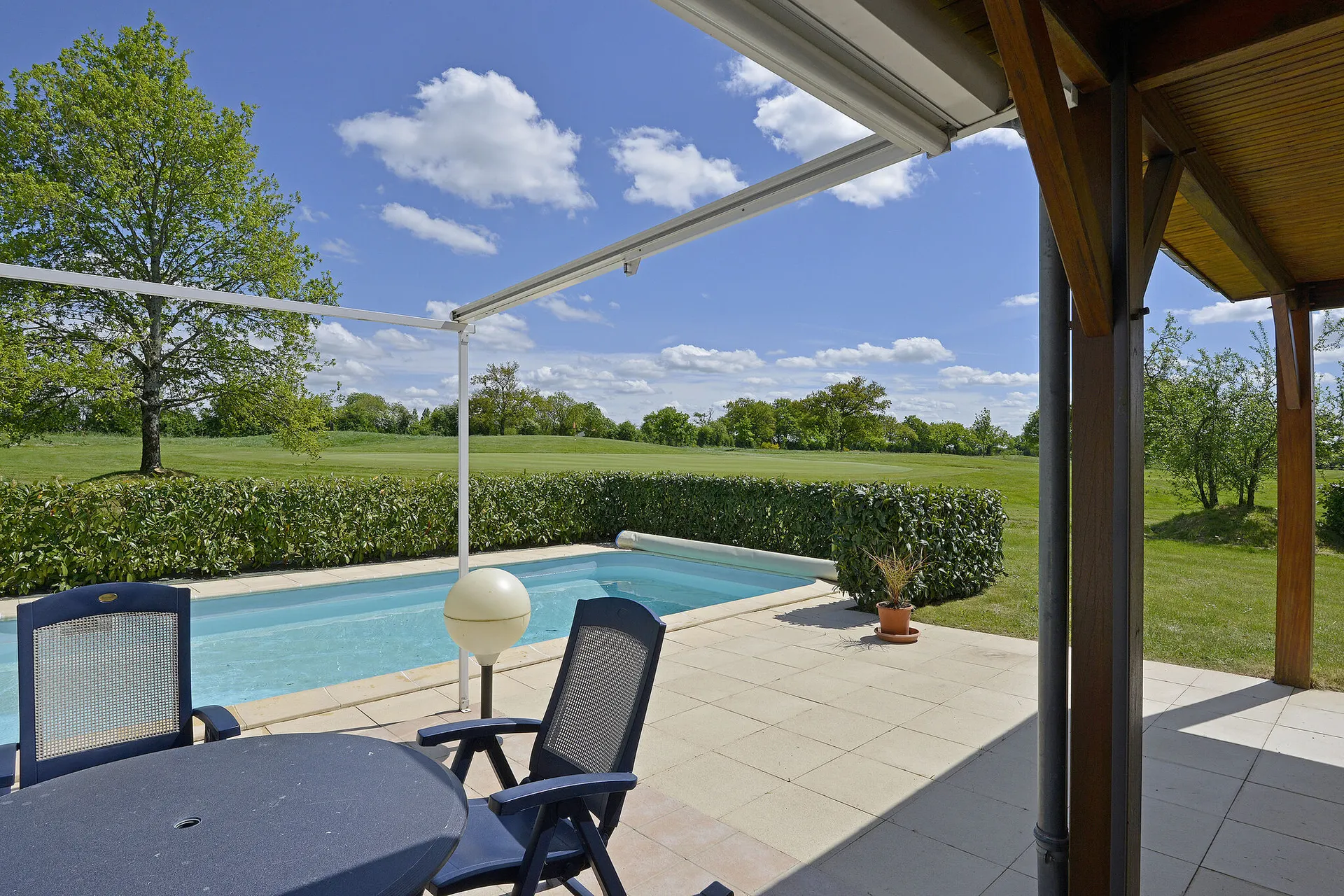 Piscine maison de vacances