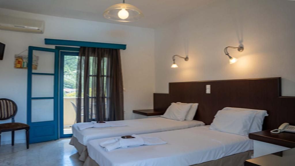 Karavostasi Beach Hotel, foto 3