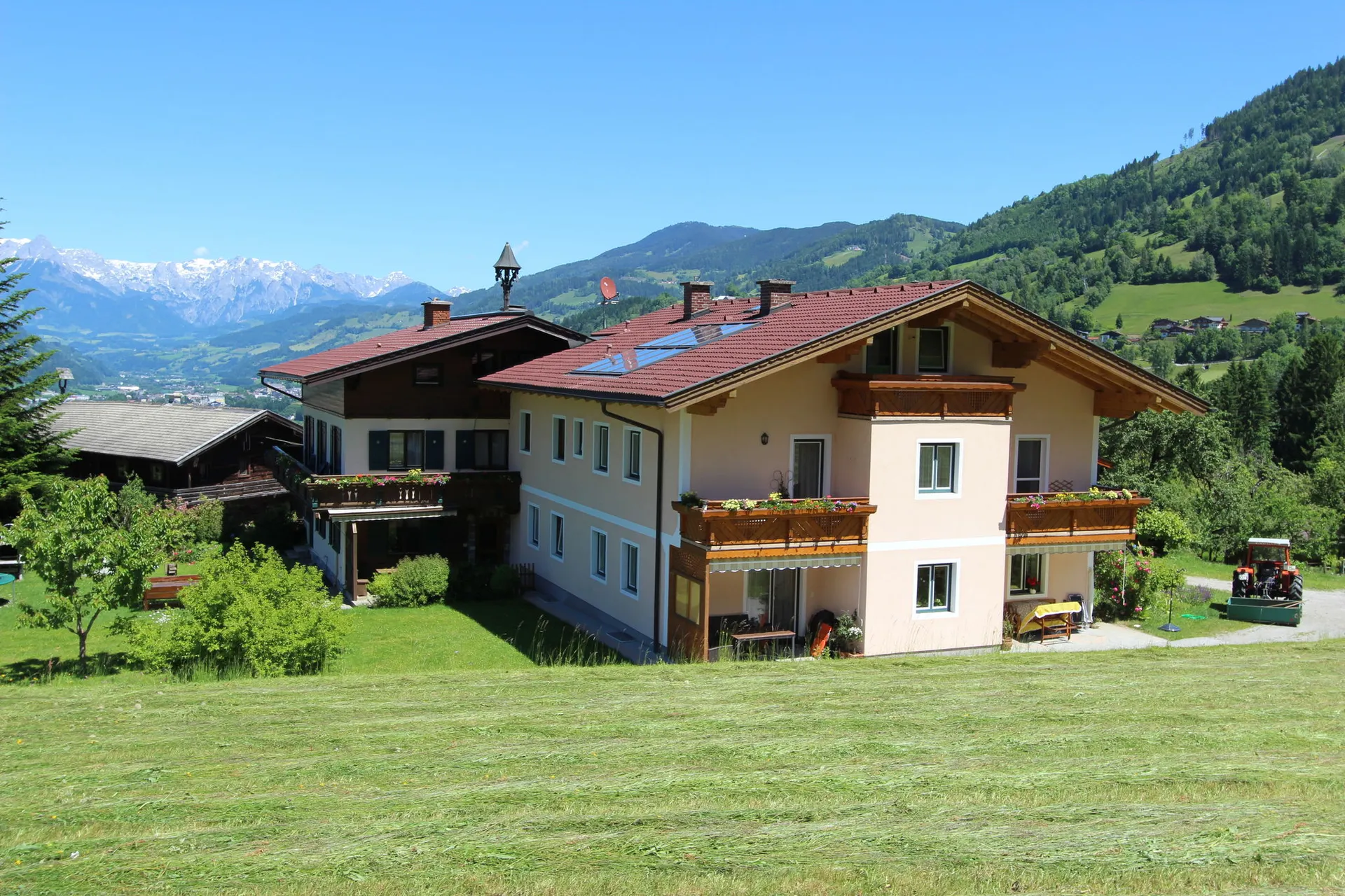 Extérieur maison de vacances (été)