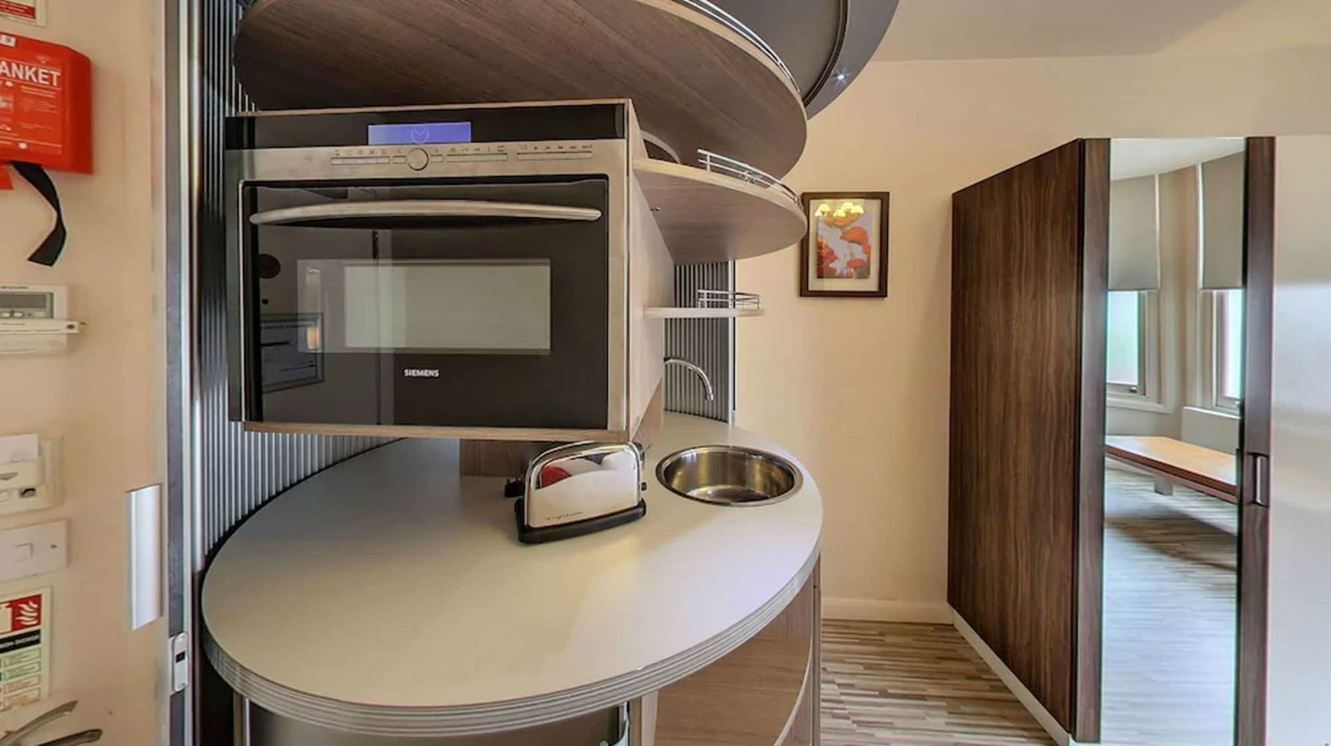 Simply Rooms & Suites, foto 8