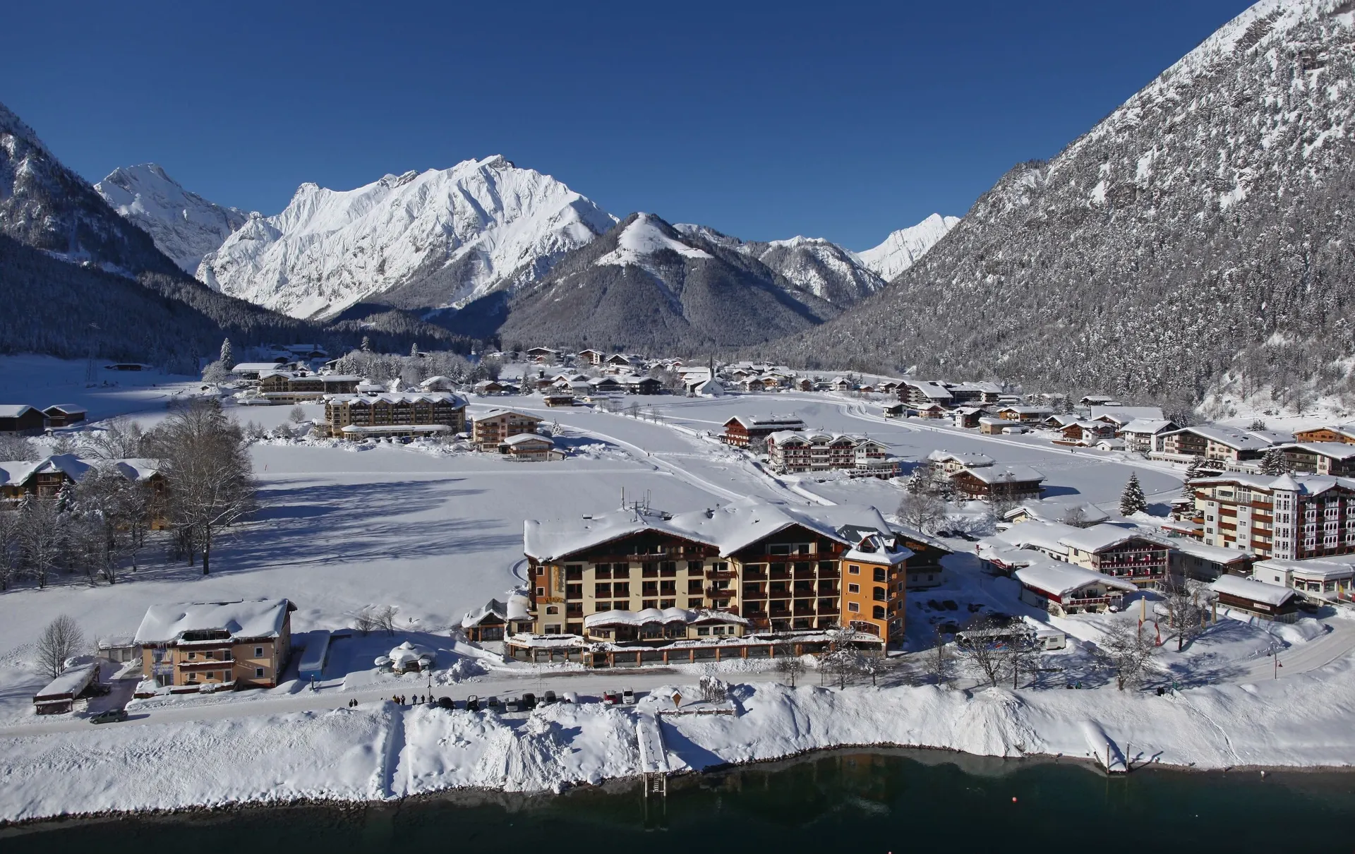 Bovenaanzicht Pertisau