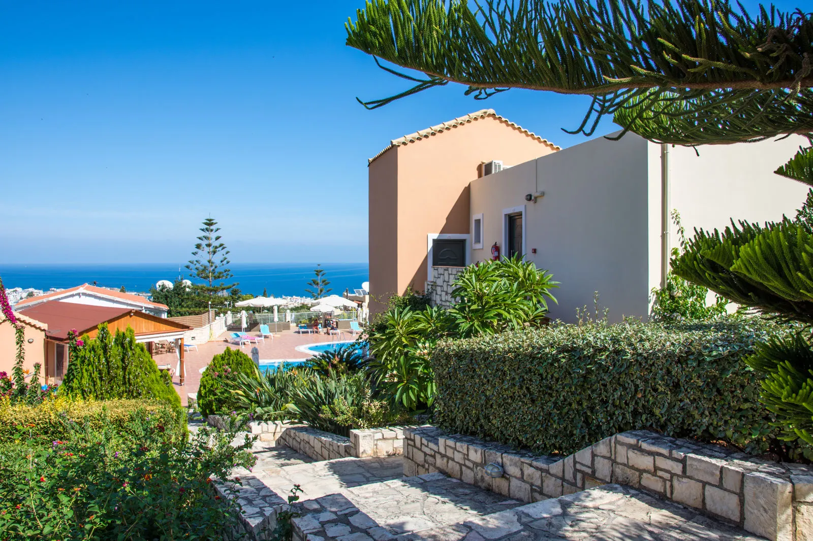 Pilot's Villas Luxury Suites