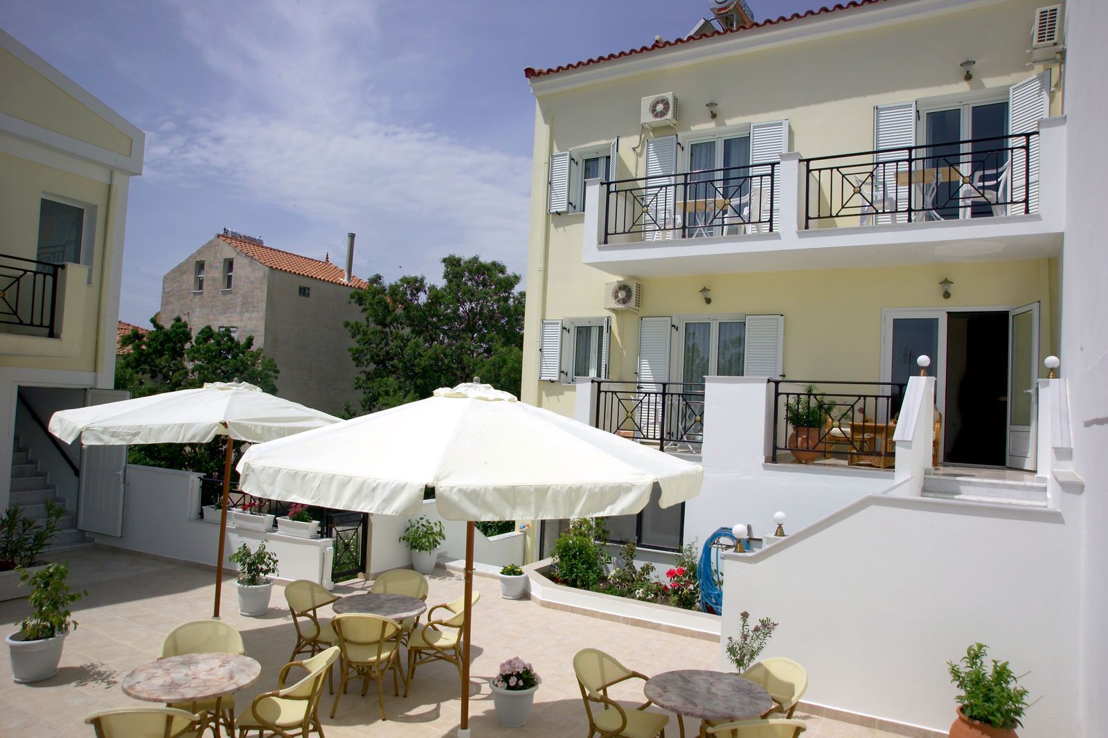 Dias Studios, foto 11