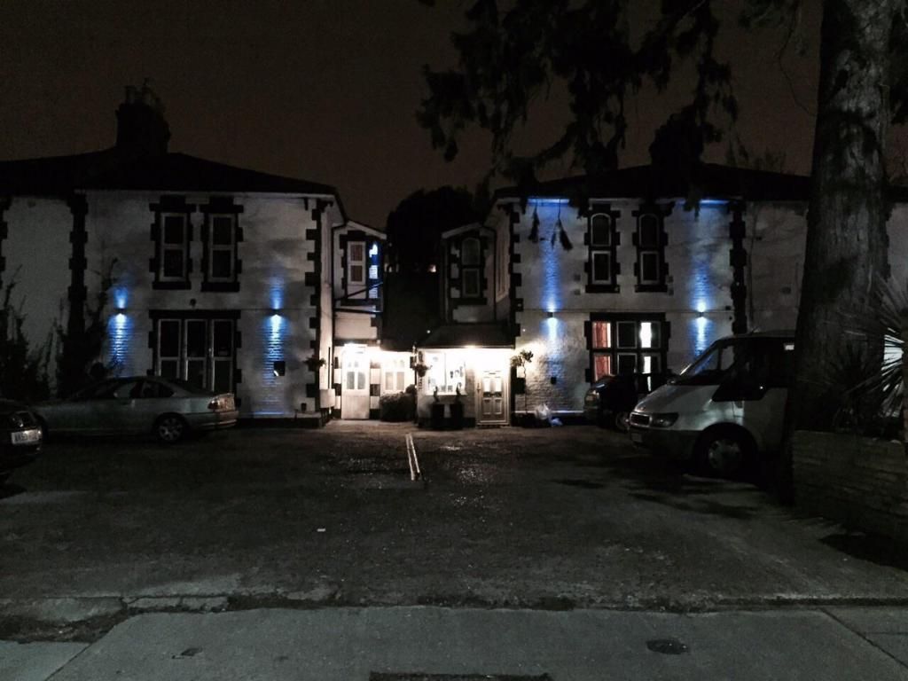 OYO Firs Lodge London Heathrow, foto 4