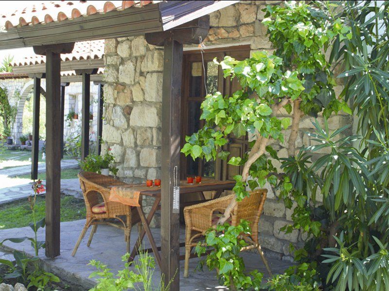 Apartments Peristerides