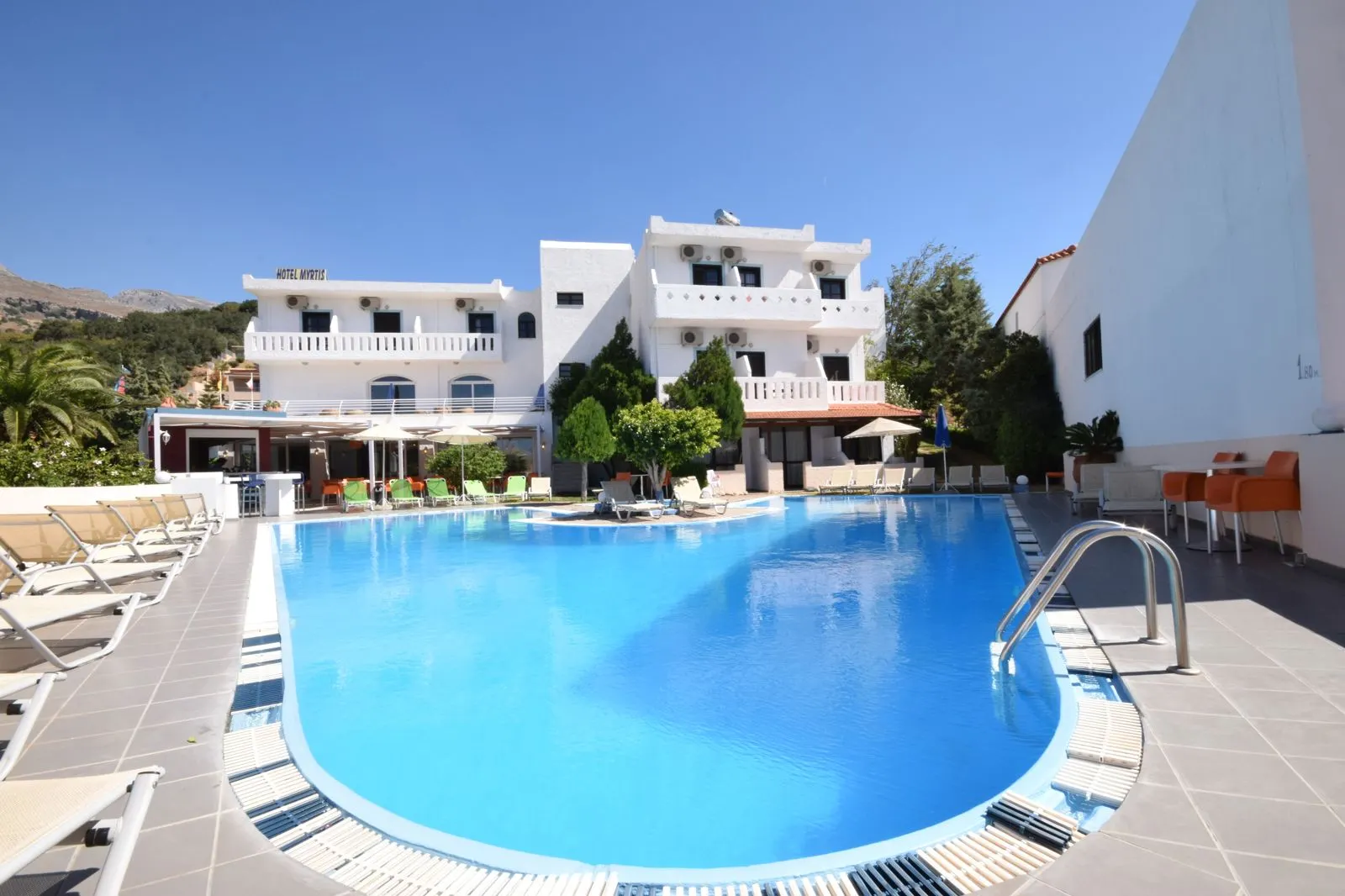 Hotel Myrtis