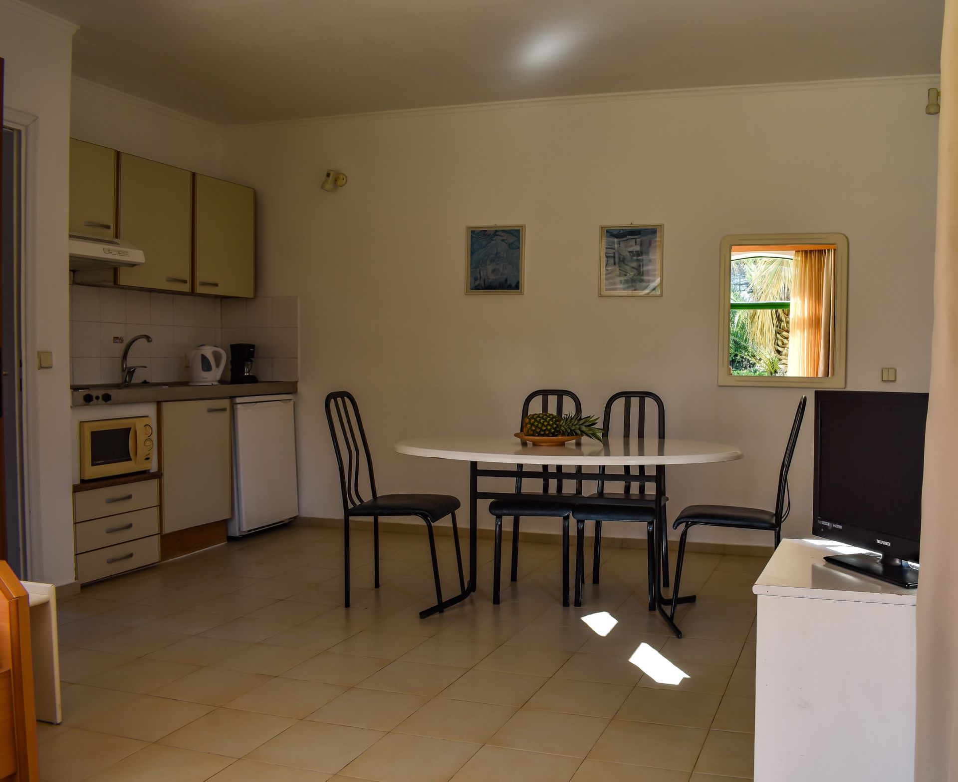 Govino Bay, foto 11