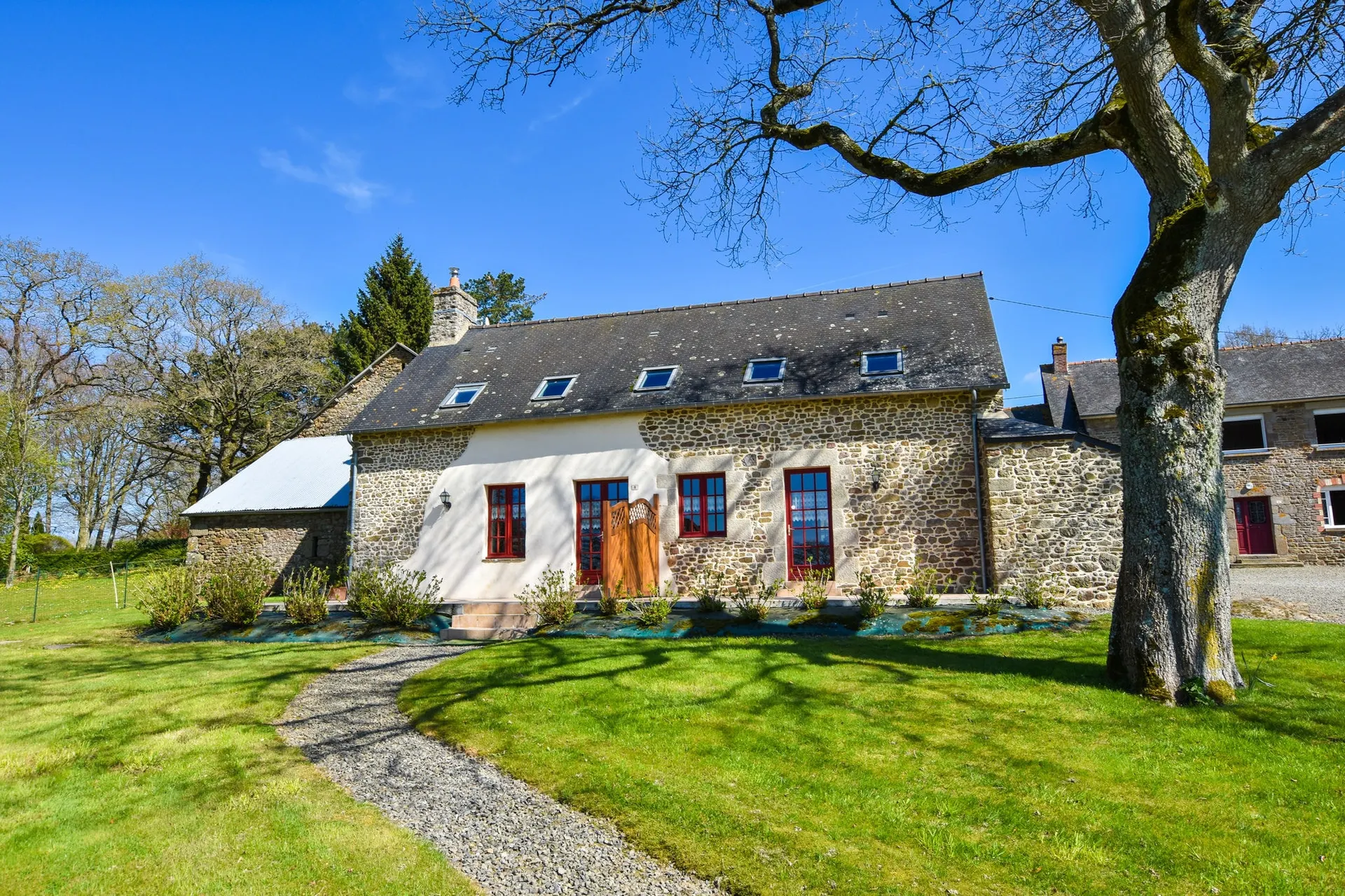 Exterieur vakantiehuis (zomer)