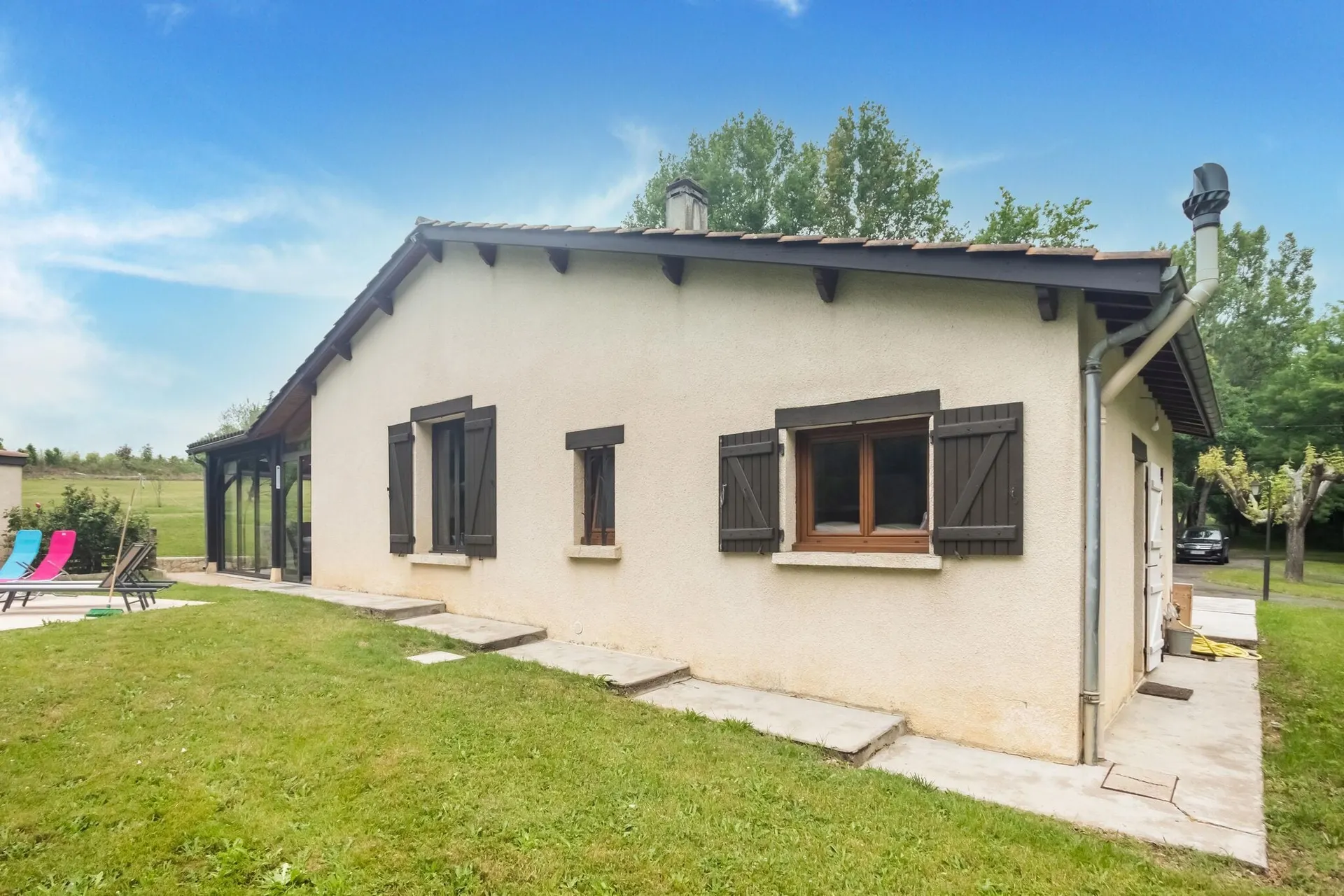 Extérieur maison de vacances (été)
